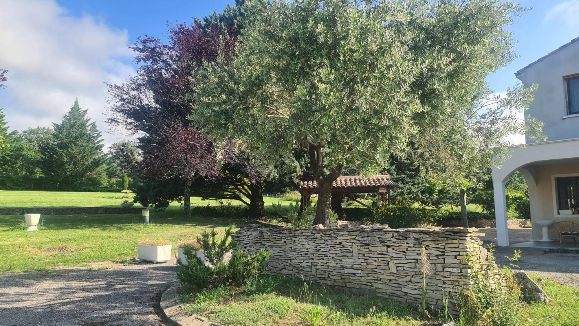 מלון Saint-Étienne-les-Orgues Angeprovence מראה חיצוני תמונה